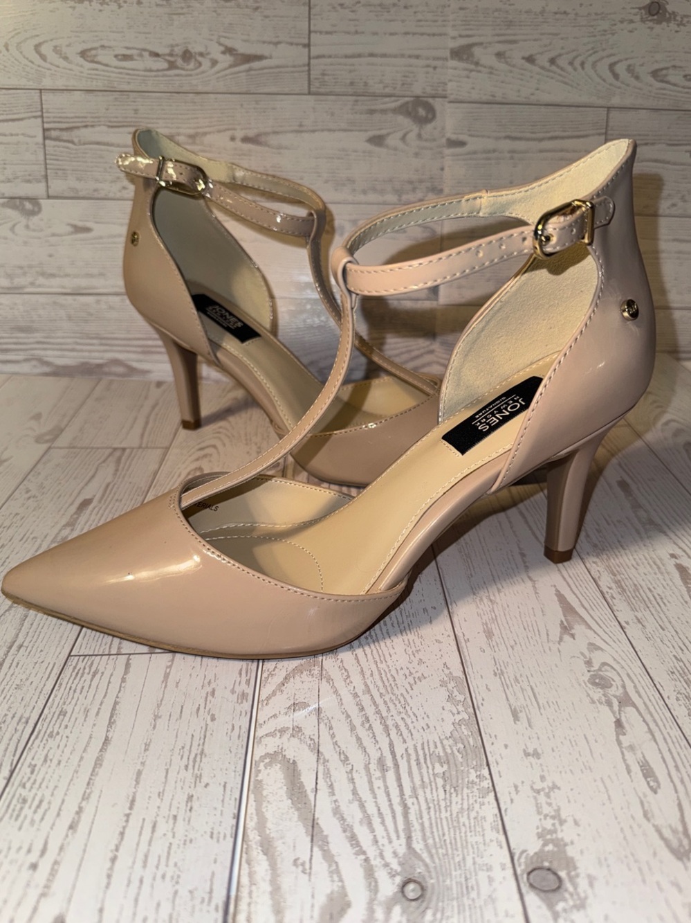 Jones New York Nude Patent Leather Pointed-Toe Ankle-Strap Pumps T Strap Heels